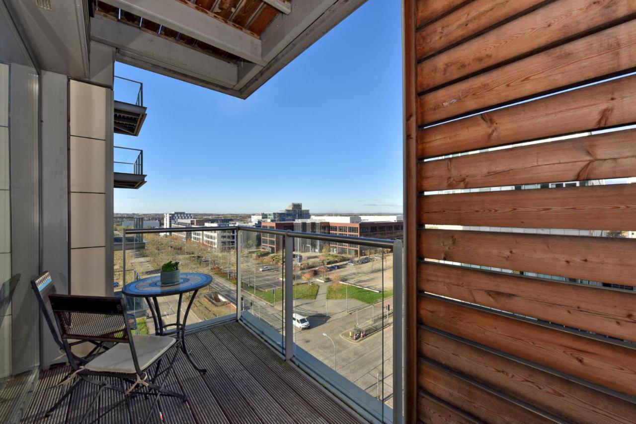 The Vizion Serviced Apartments From Pincott Properties - Free Parking, Private Balcony, And Wifi Milton Keynes Extérieur photo